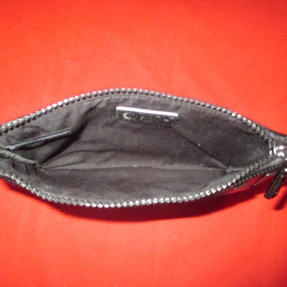 Circus by Sam Edelman Deny Pouch Wristlet Queen Bee - #3465 - Picture 5 of 13